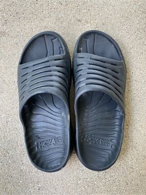 Hoka One One recovery Sandals